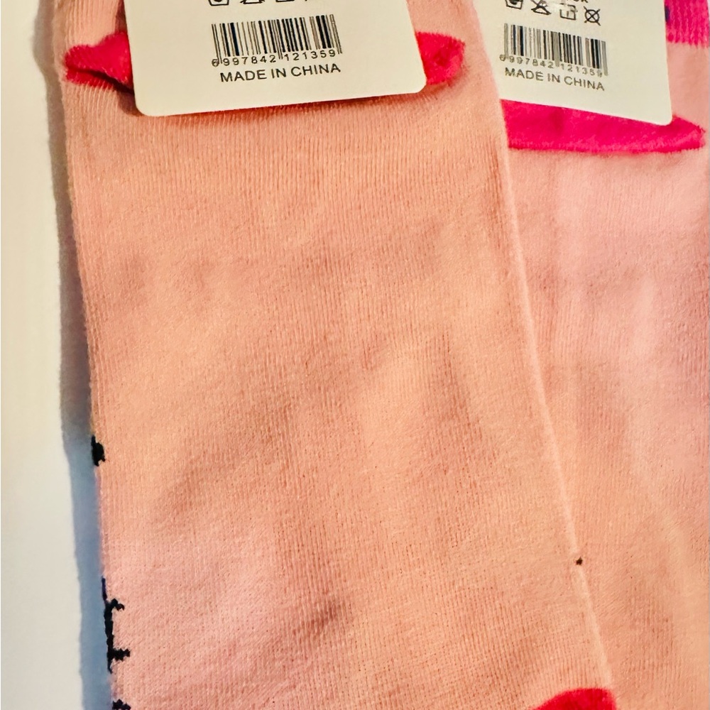 HK Socks 2 pairs - Picture 2 of 2